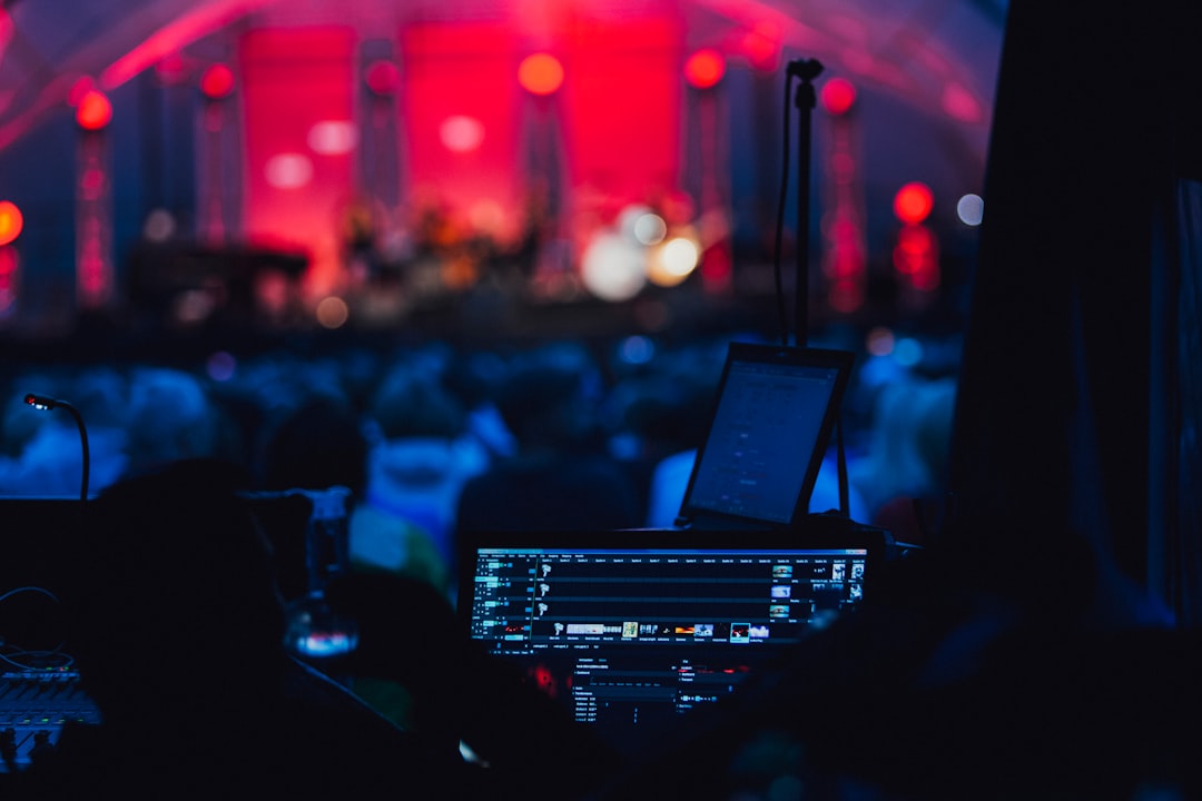 Professional speaker system and audio equipment for events